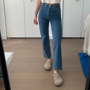 LEVI’S Ribcage Straight Blue Jeans size 24